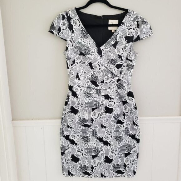 MODCLOTH  Across the Boardroom Sheath Dress - Picture 2 of 8